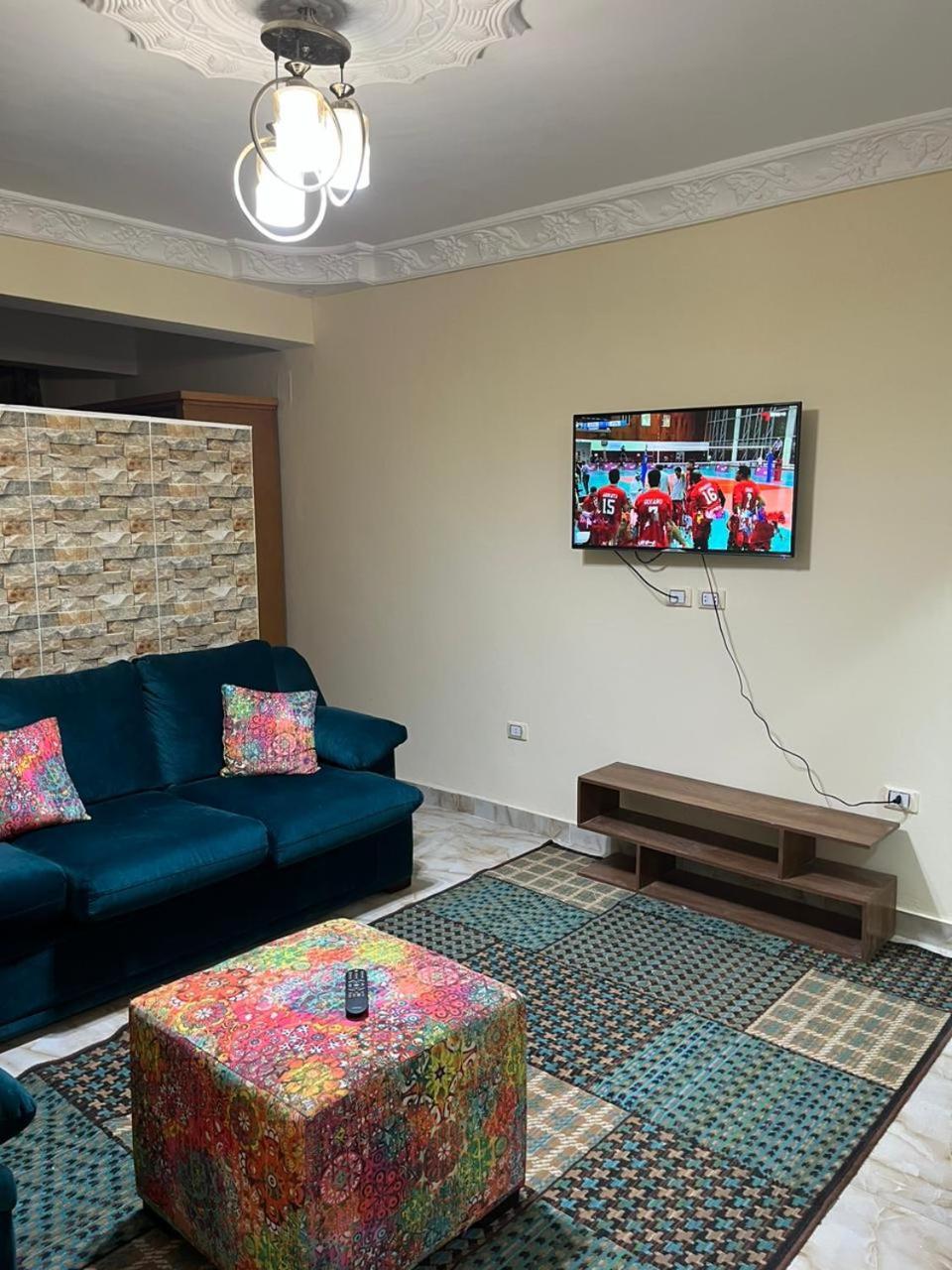 Cozy Flat In Zamalek Cairo